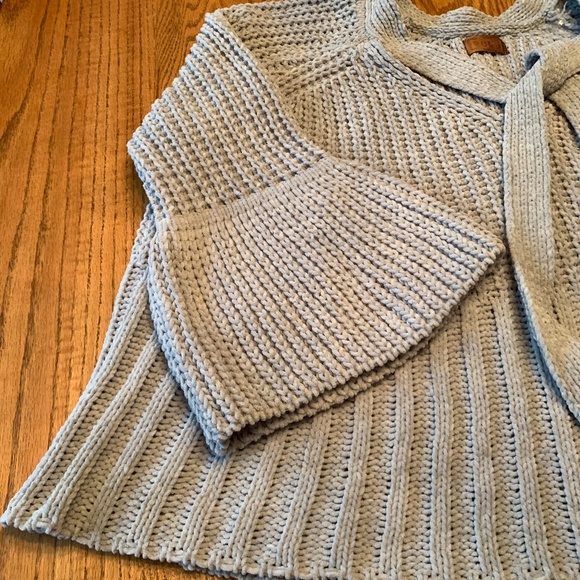 "POL" sweater, M-L, tie neck, taupe - Picture 4 of 10